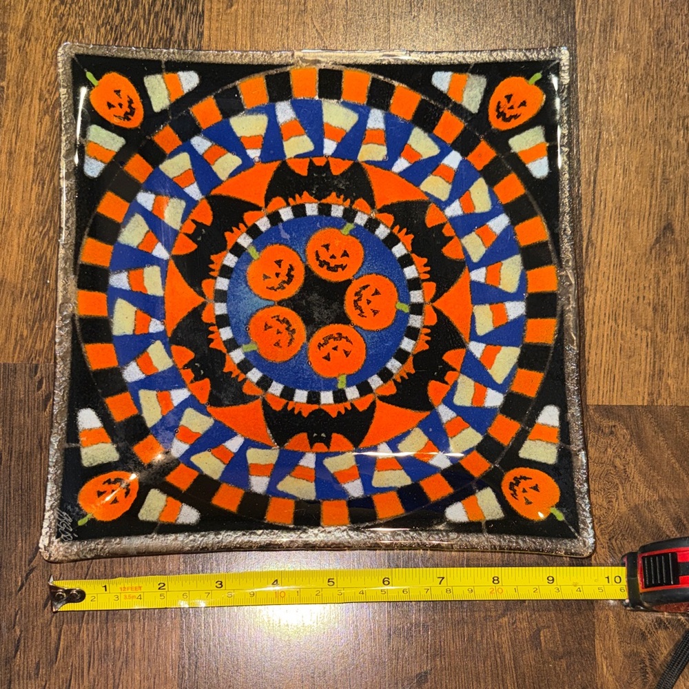 Hand Made Halloween Themed Decorative Glass Plate - Picture 5 of 6